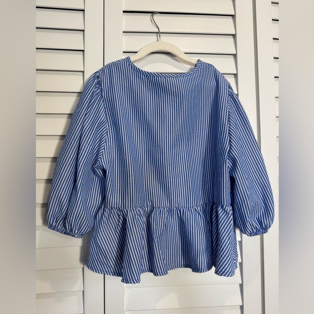 See You Monday Women’s Blue and White Tie Front Peplum Blouse Size Small - Picture 3 of 3